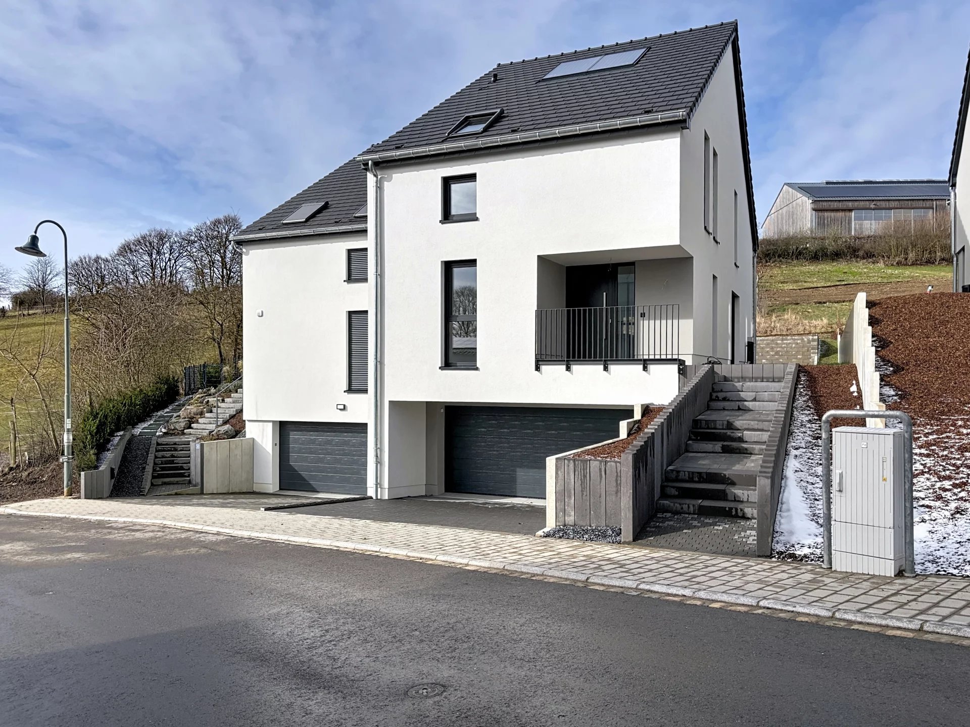 Élégante maison jumelée neuve à Kalborn